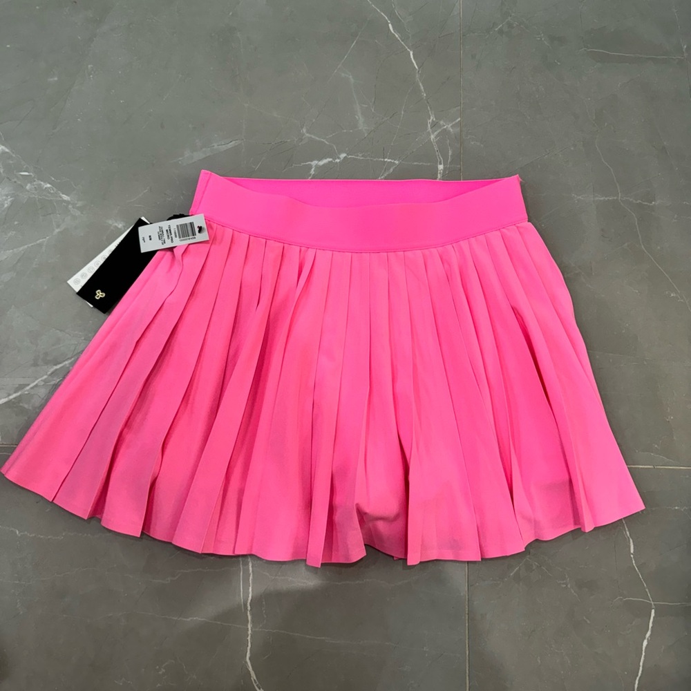 Aritzia MOVETECH tennis Pro micro skirt
